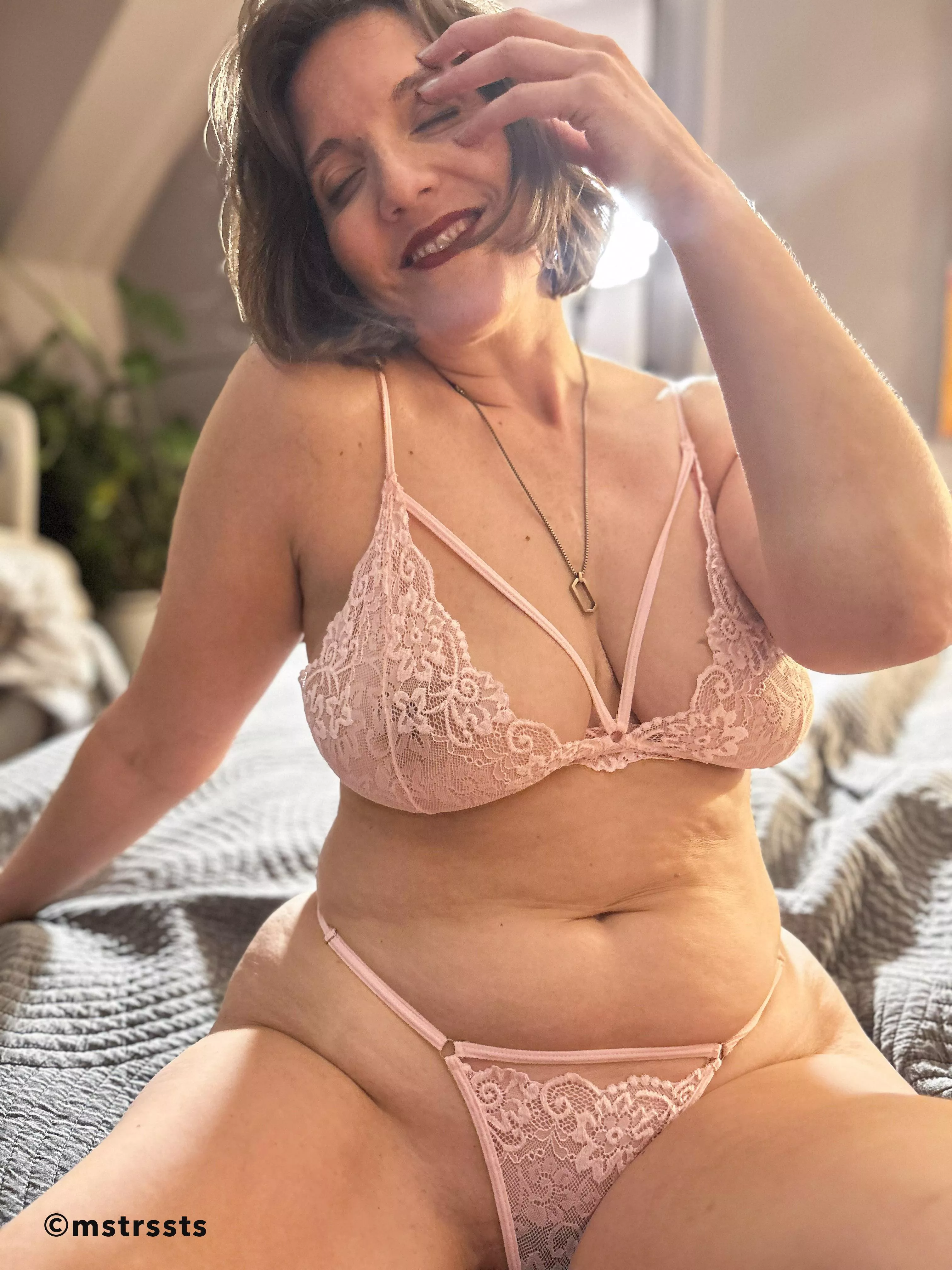 All I wanna do is have some fun posted by mstrssts