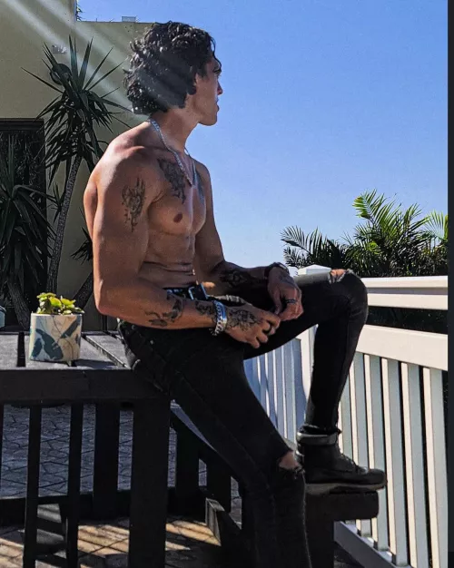 Do you guys like public sex? I love it so much I do it every day 🥵🔗🌶️ by Daddy_Zovitzkey