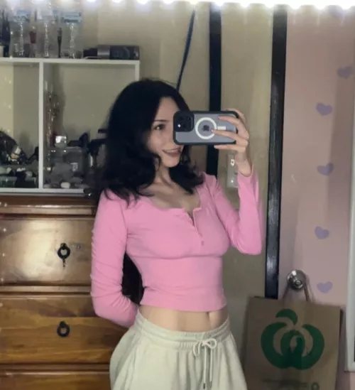 Hello! It’s my first post here! by x_QueTea