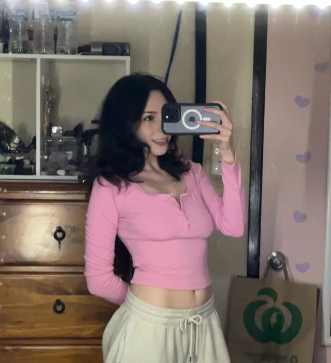 Hello! It’s my first post here! posted by x_QueTea