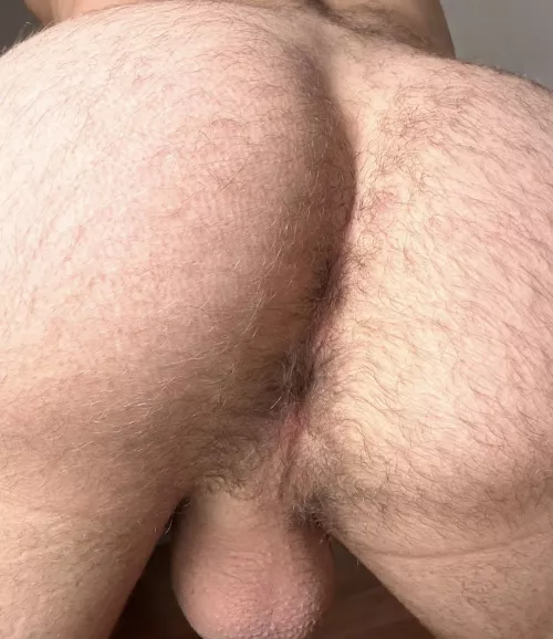 Just got back from the gym, would you still wanna eat me out or fuck me? by ElsaGermaineRiley