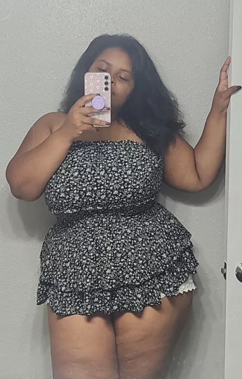 My thighs absolutely ate up my shorts lol by Caramelsomething