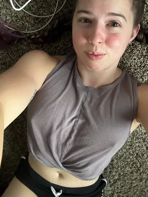 No bra no problem 😉 by lolabellebaby