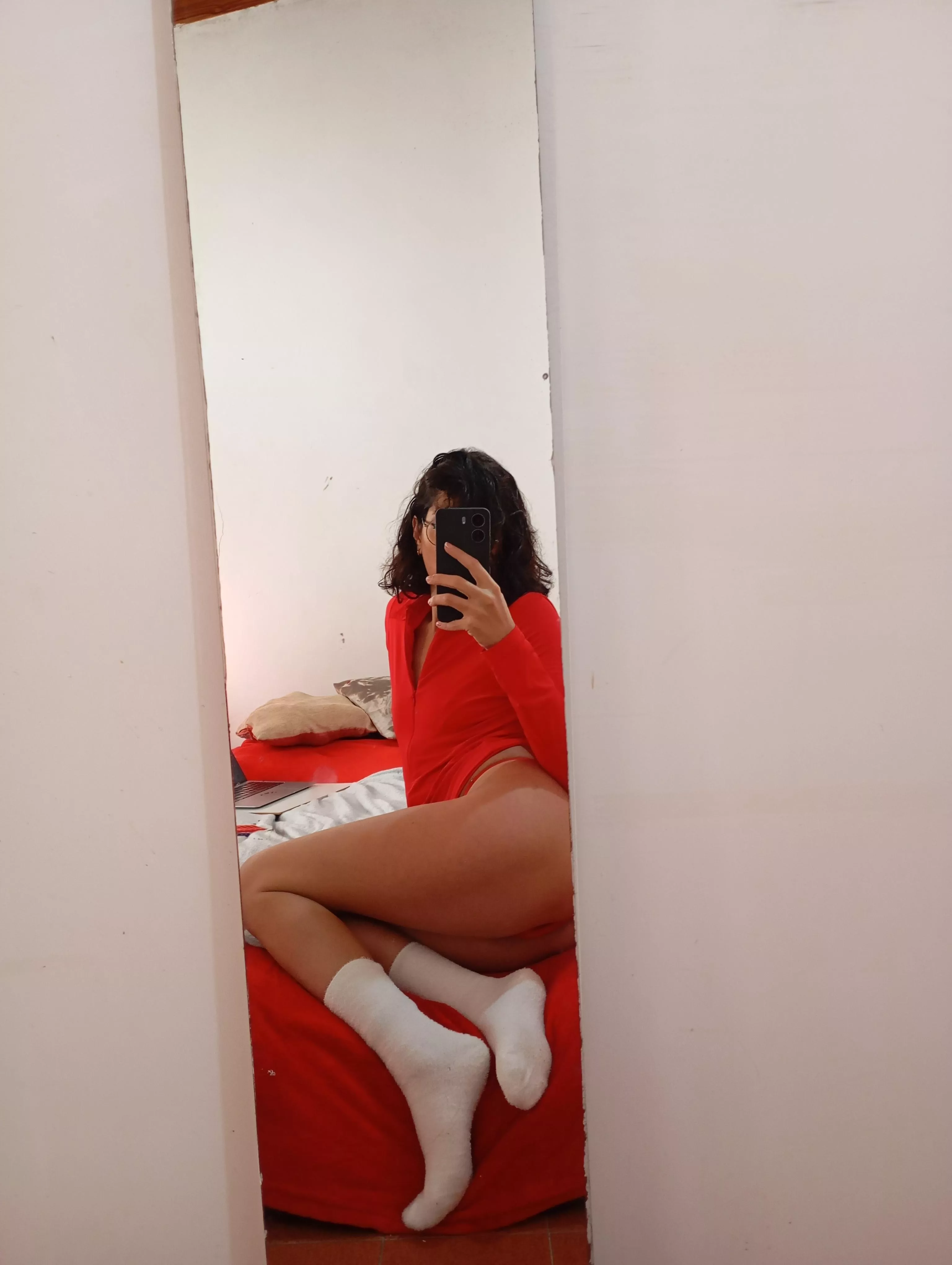 soft weekend night... posted by linasenses