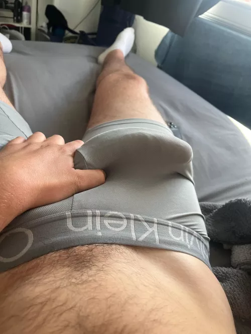 Wanna cum and make me pull it out these pants?!;) by Correct_Gas3376