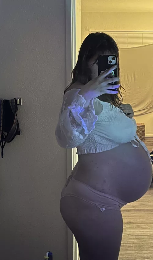 describe my pregnant body in 3 words! by sweet-faelover