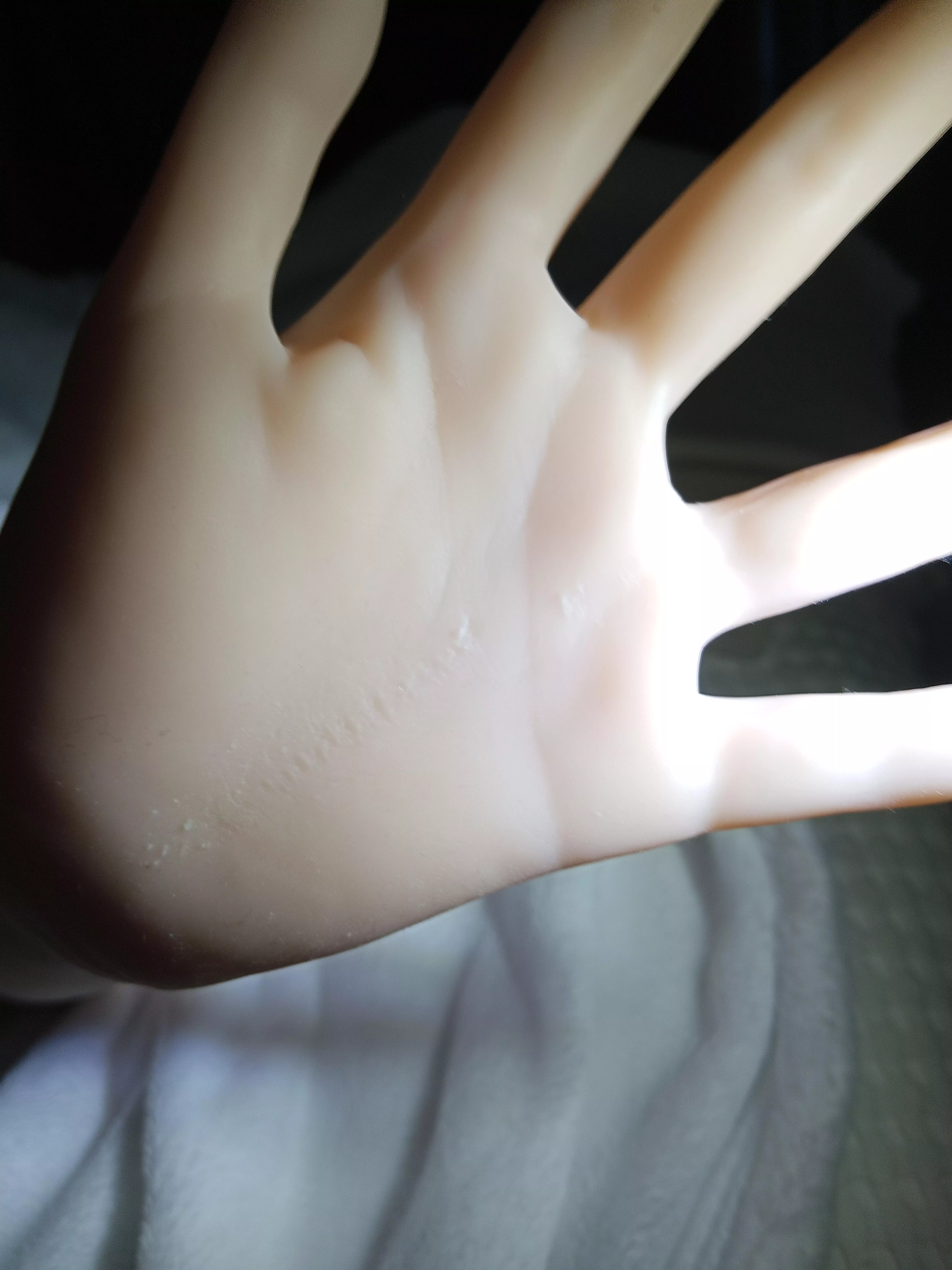 Fixing scratches on TPE  posted by TheEvilMoogle