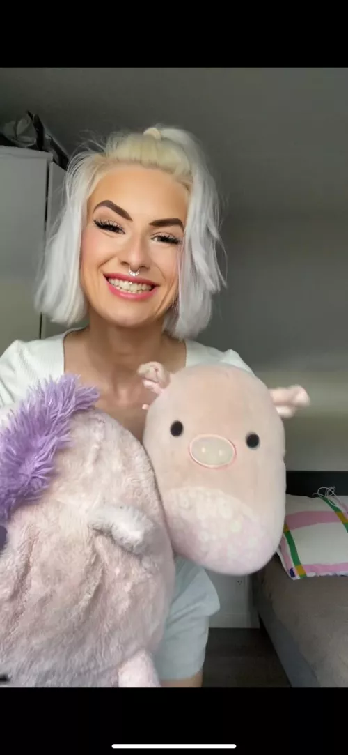 I can be kinda cute 😇 by Expensive-Matter-114