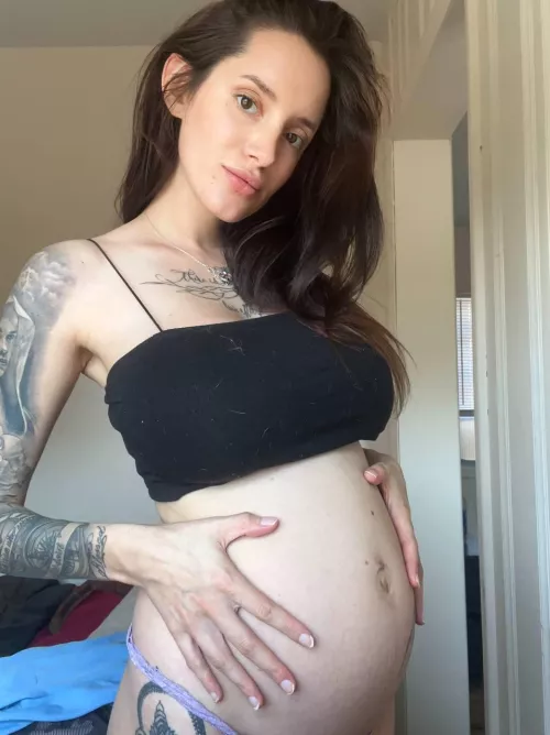 If it isn't preggy glow, idk what it is by secretgfe