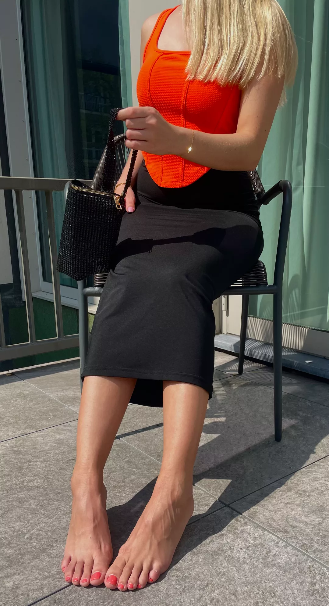 Just let your eyes wander down, down, down 🥰 posted by Leslyfeet