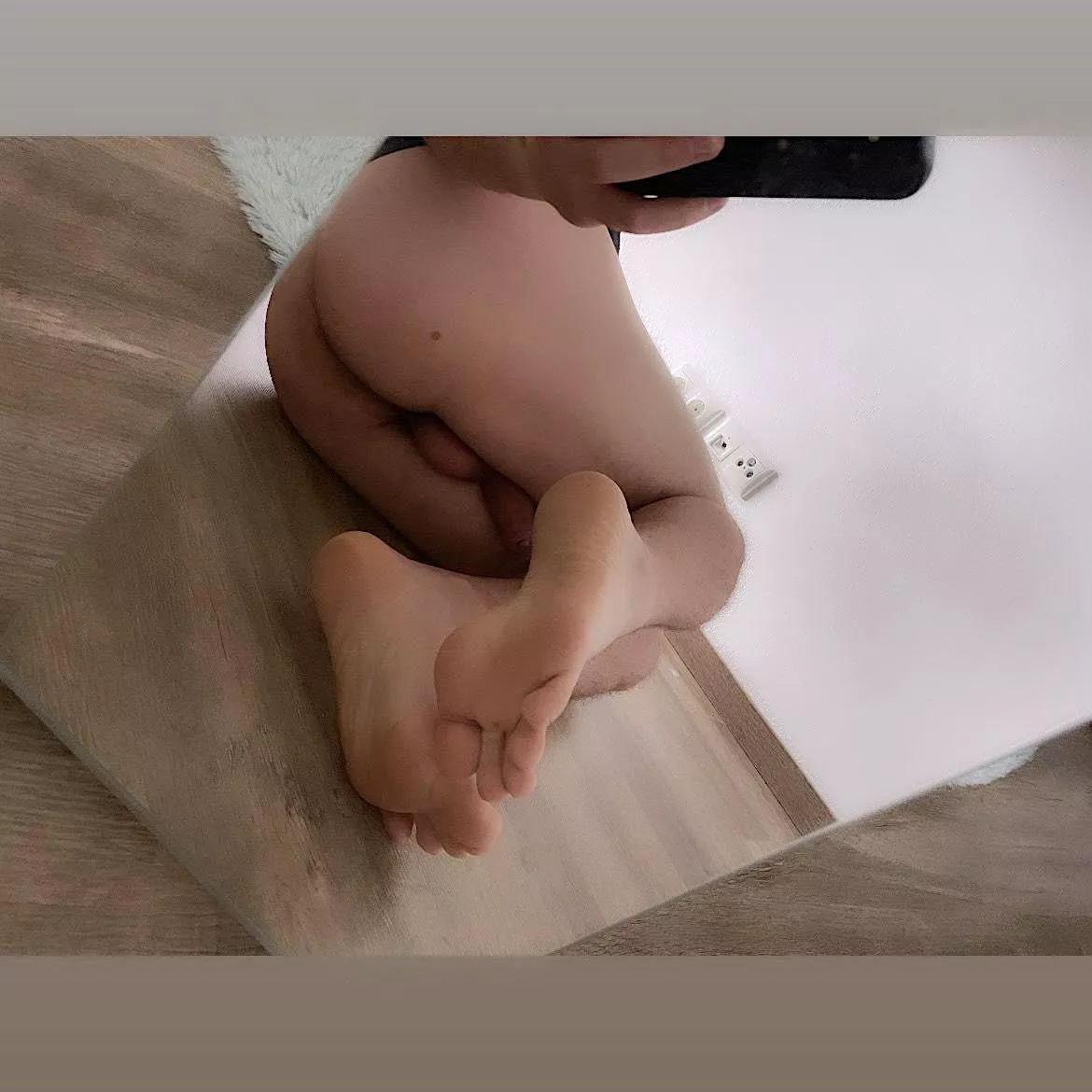 Mirror mirror on the wall, who has the softest soles of them all? - oh, it’s me 🤭 posted by nosocksgiven