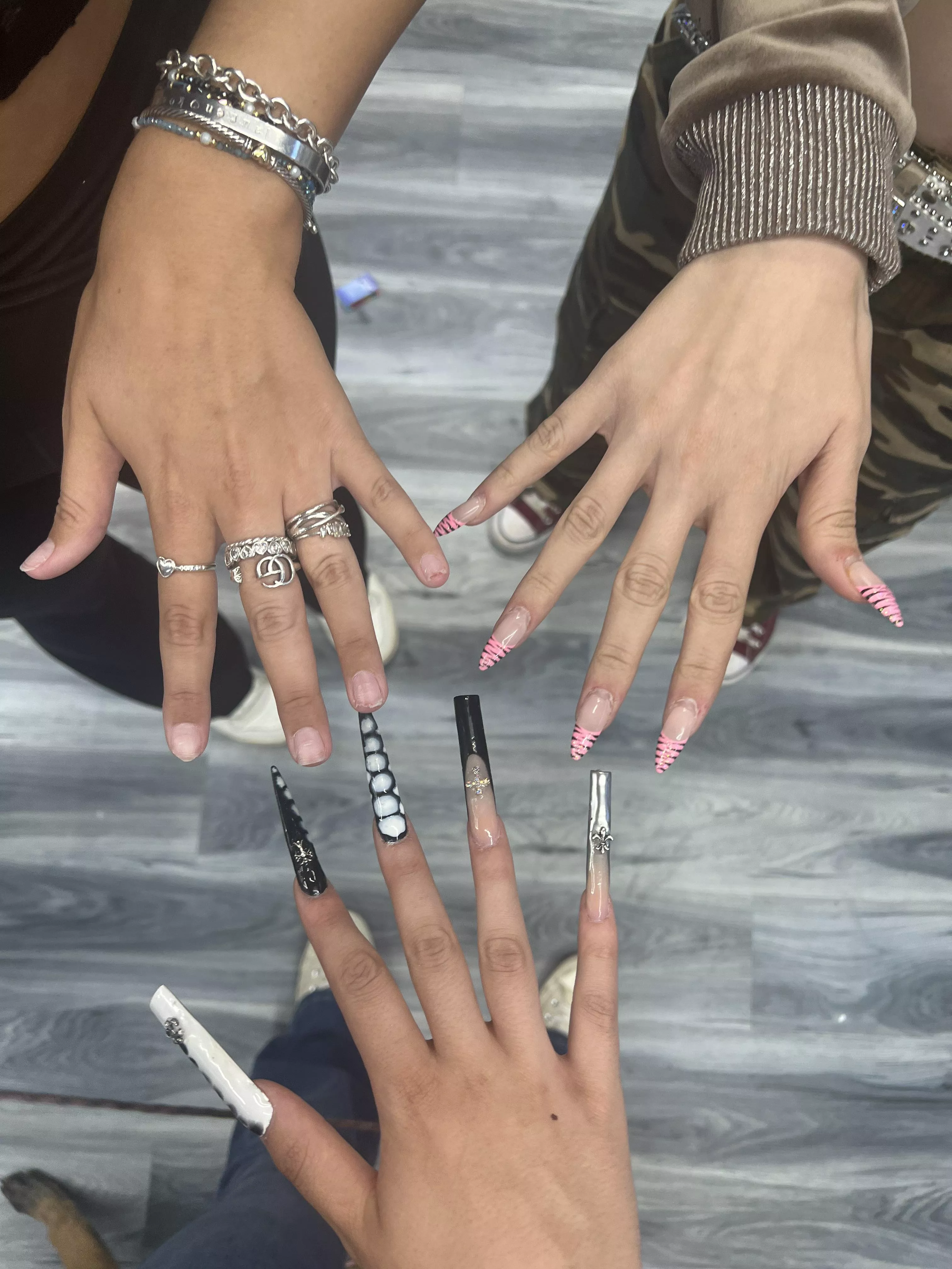 which hands are best?  posted by cassieneedlemouf