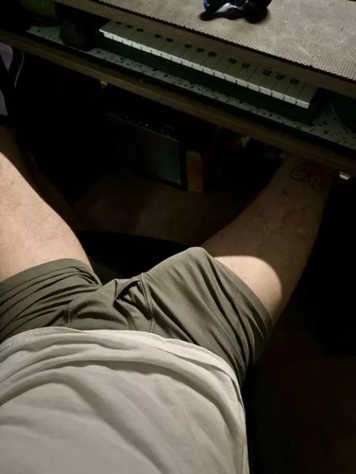 After work hangs.  by Remy_Greyy