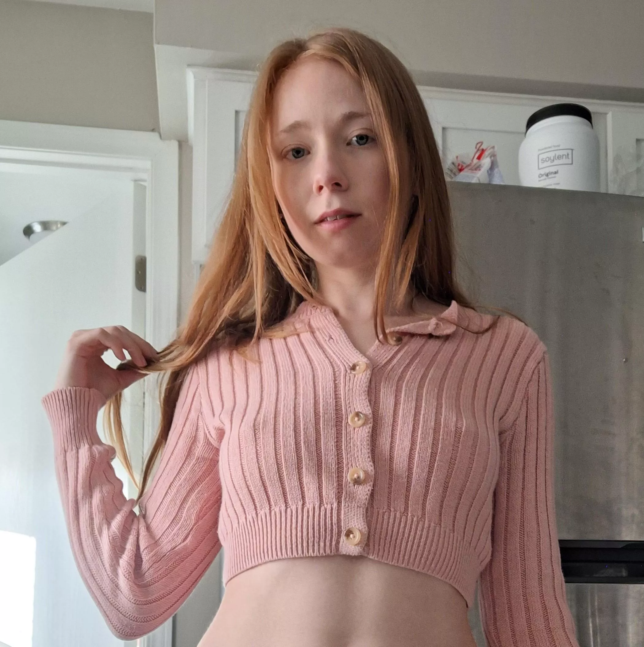 baby pink sweaters for the win (: posted by pinkvelvetfox