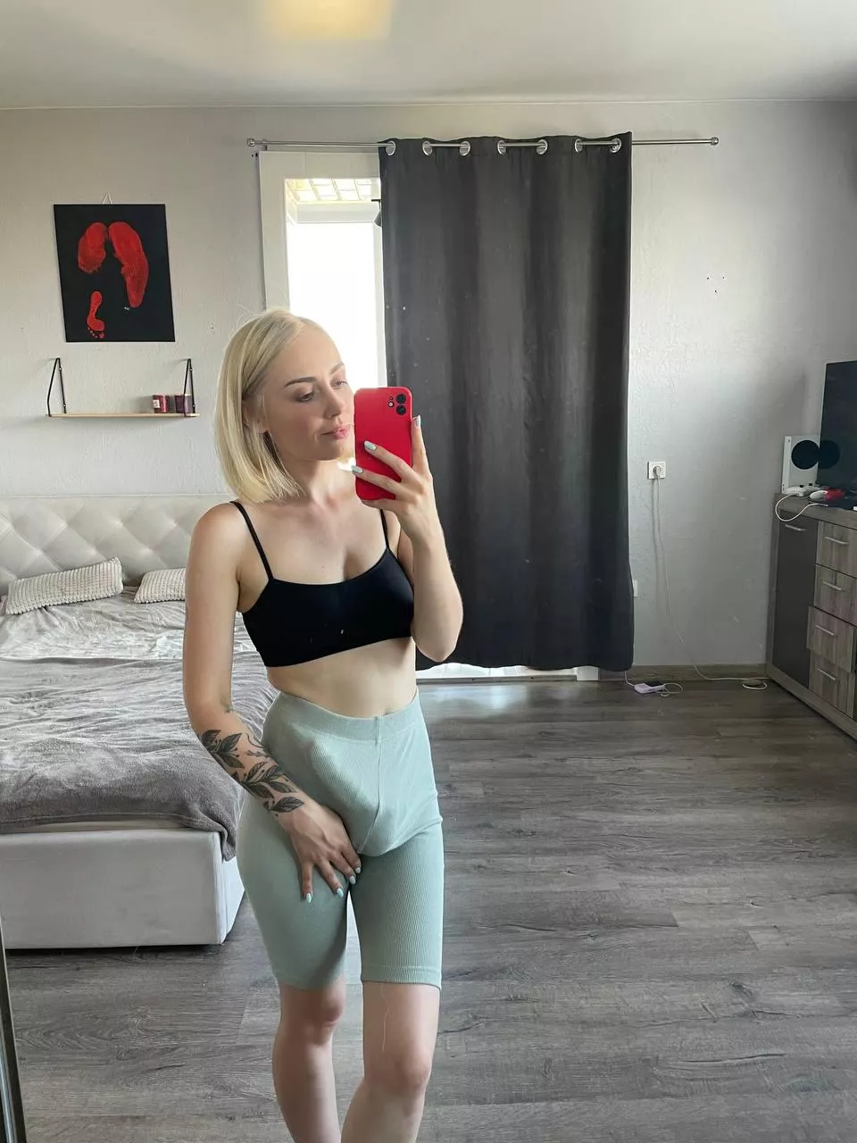 Guess how many inches is it and I’ll let you lick it posted by SweetieHottieSoul