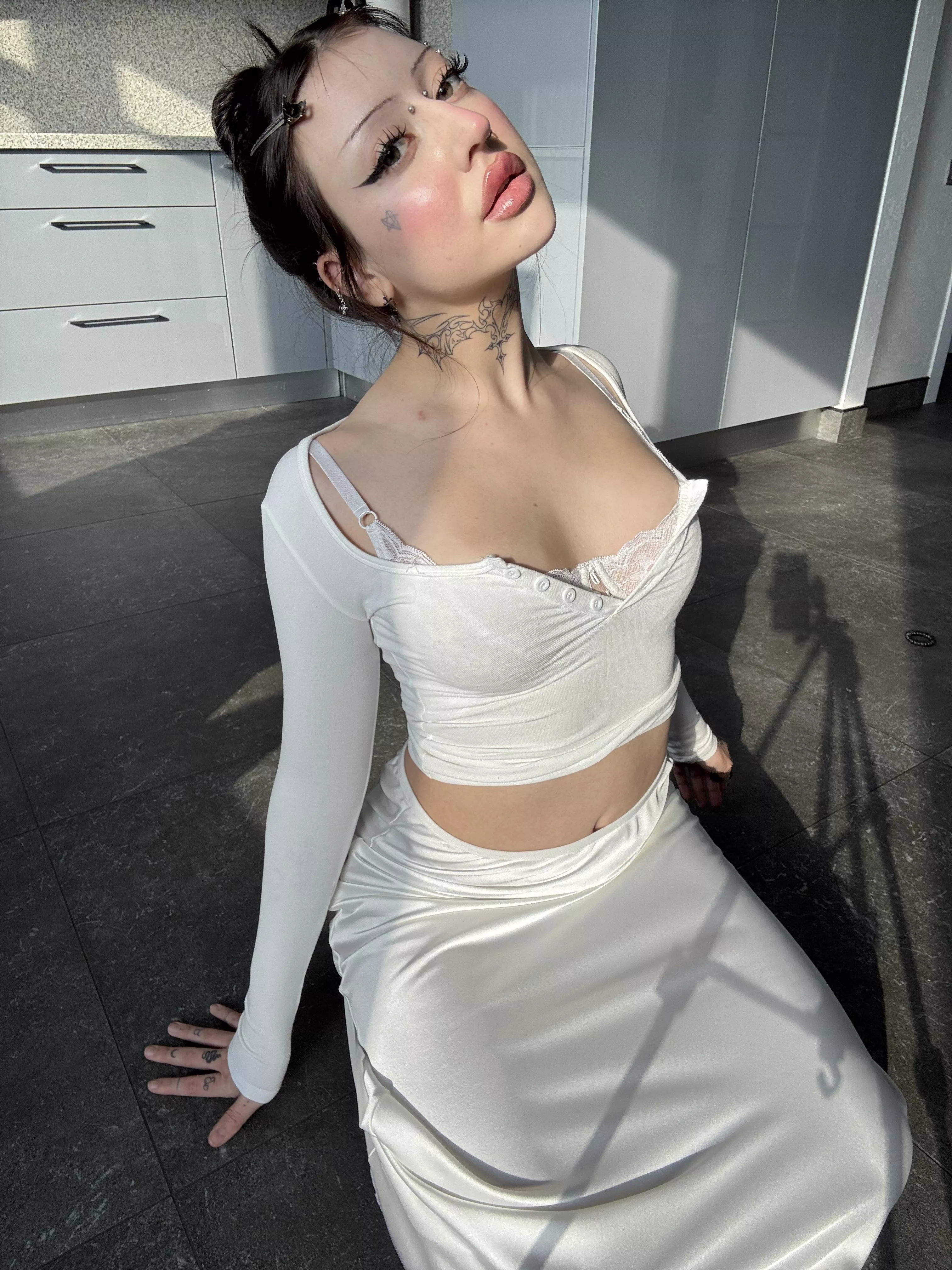 IUTR posted by beauteous_baby