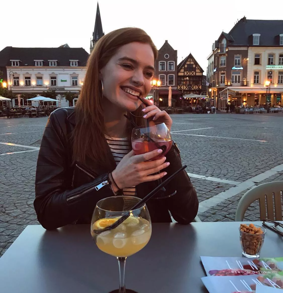 Lena Janssen  posted by BeerGoggles2022