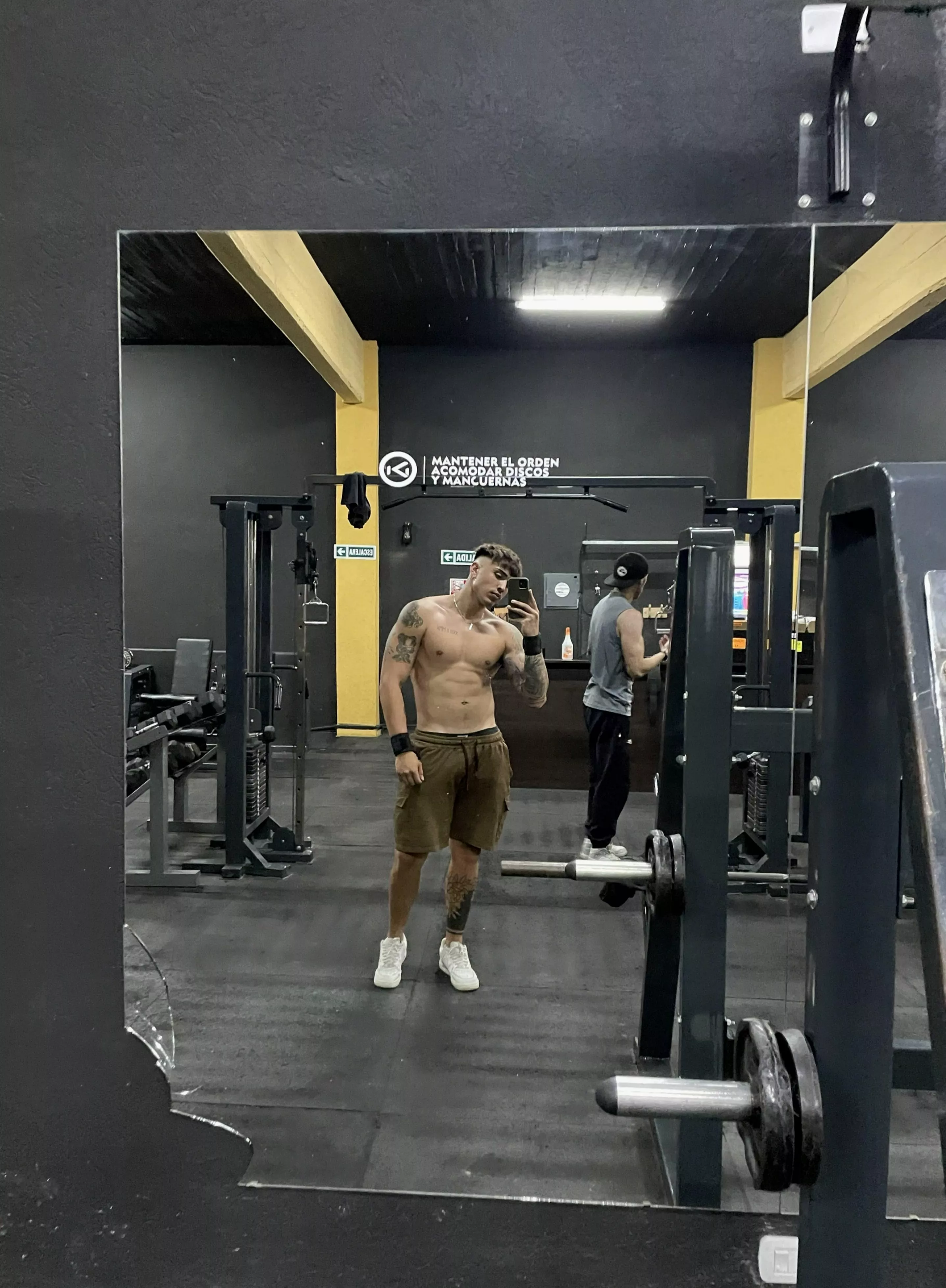 Loving my rock-hard abs? Guess what else is rock hard right now posted by ZaynReedx