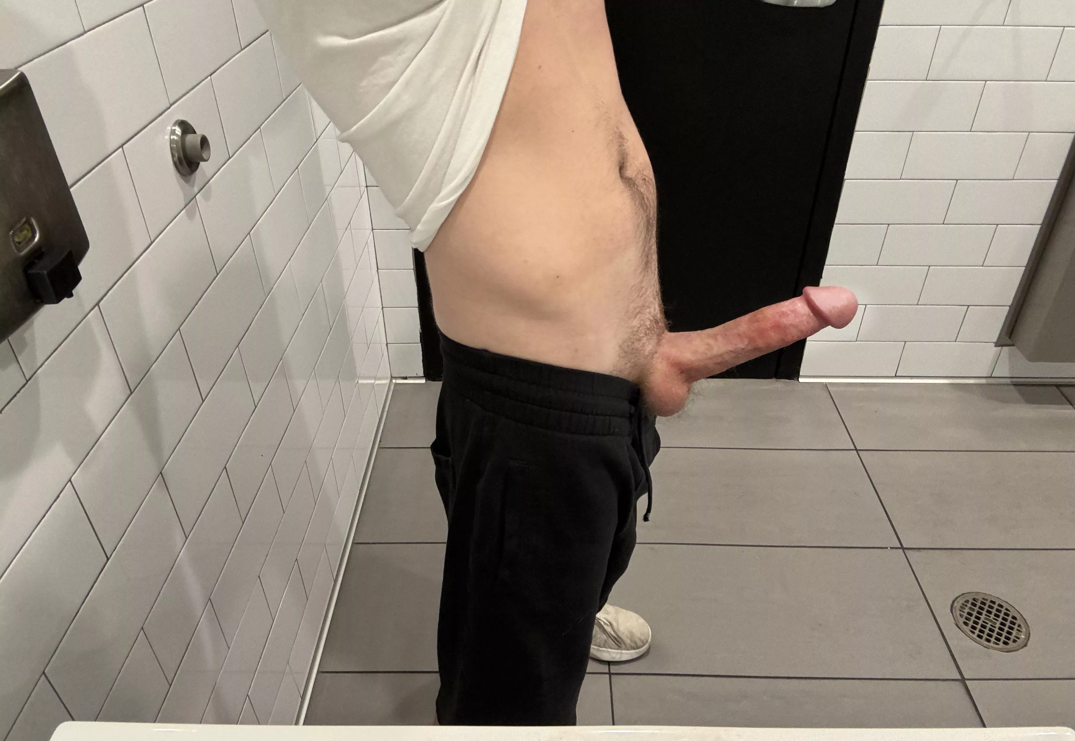 meet me in the locker room? posted by hungbrobayarea