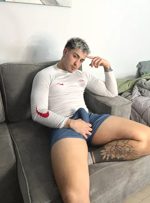 Naughty me like you’ve never seen before by ZaynXReed