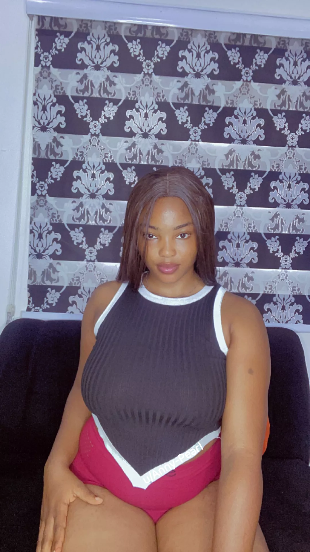 Black or white?  posted by Anny-Pearl