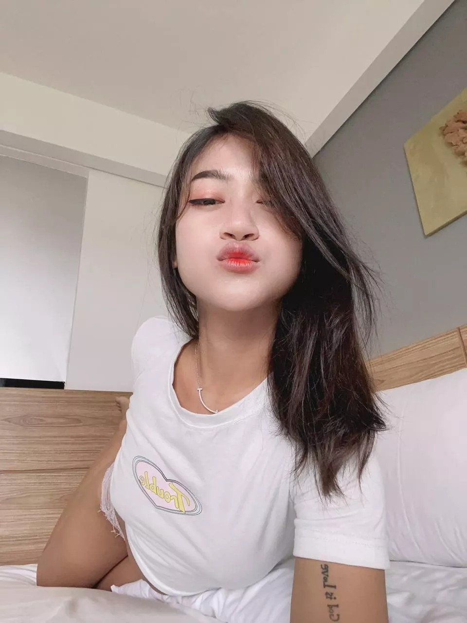 If we saw each other in public, would you hit up on me? 🤭 posted by SoldierMommy