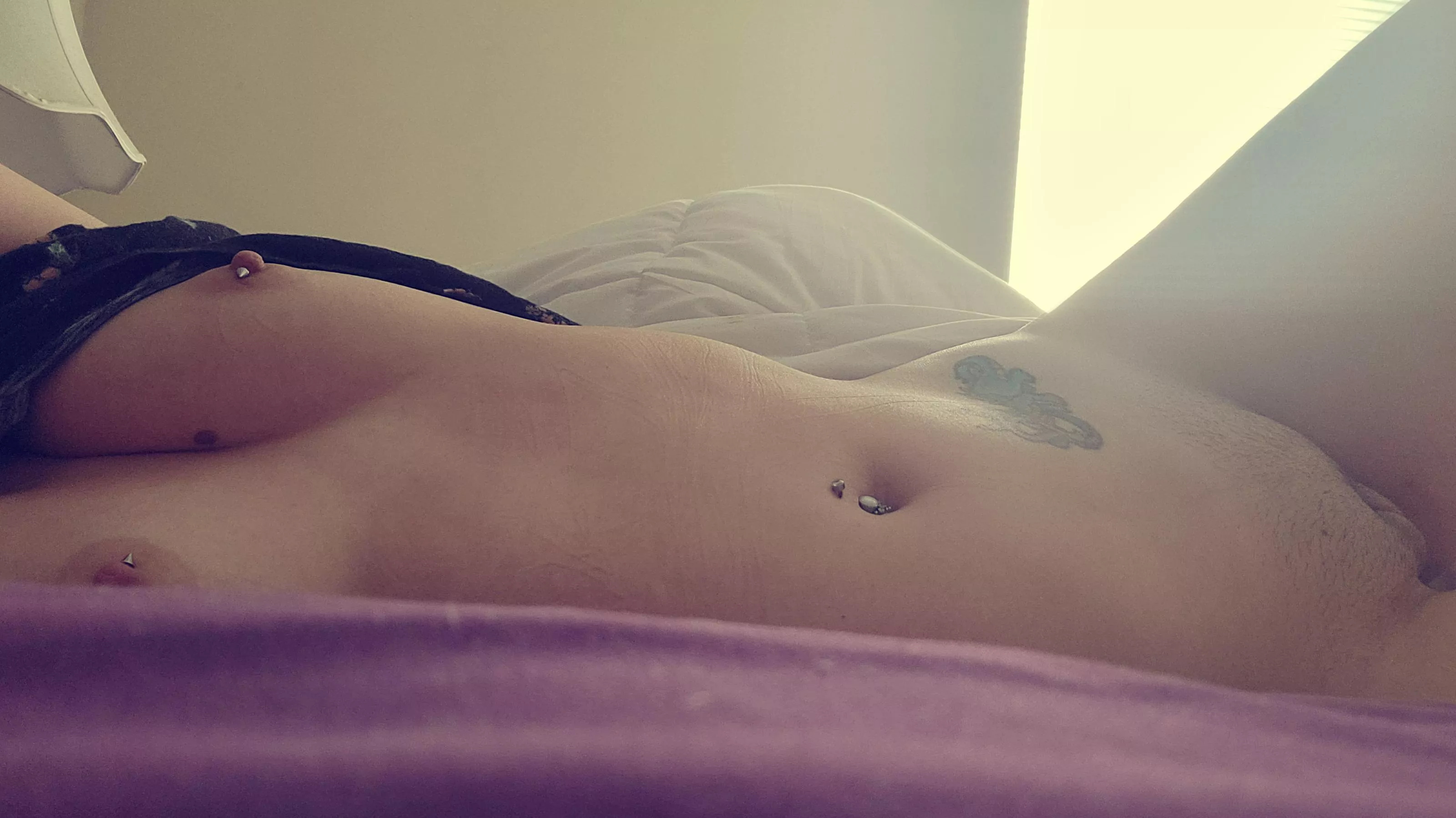 Morning stretch (F) posted by nobodyowens13