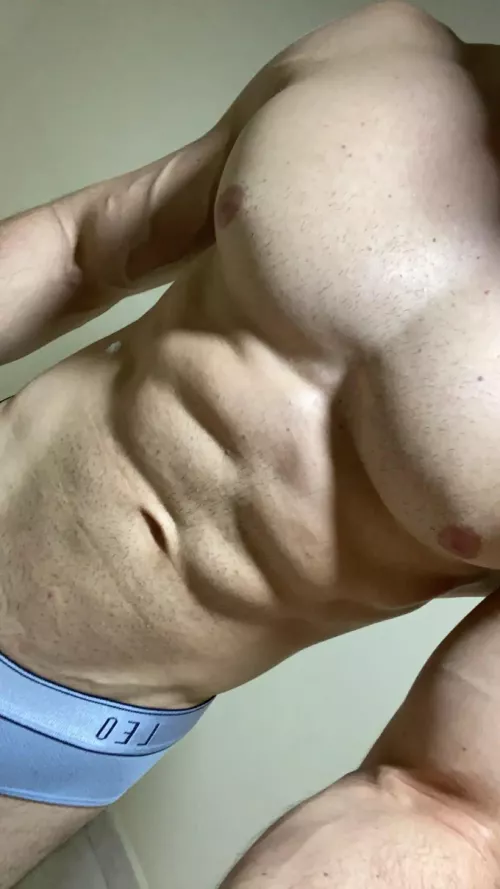 Muscle bros where you at? Hit me up with pic!  snap: icarus2814 by Total_Buy1058