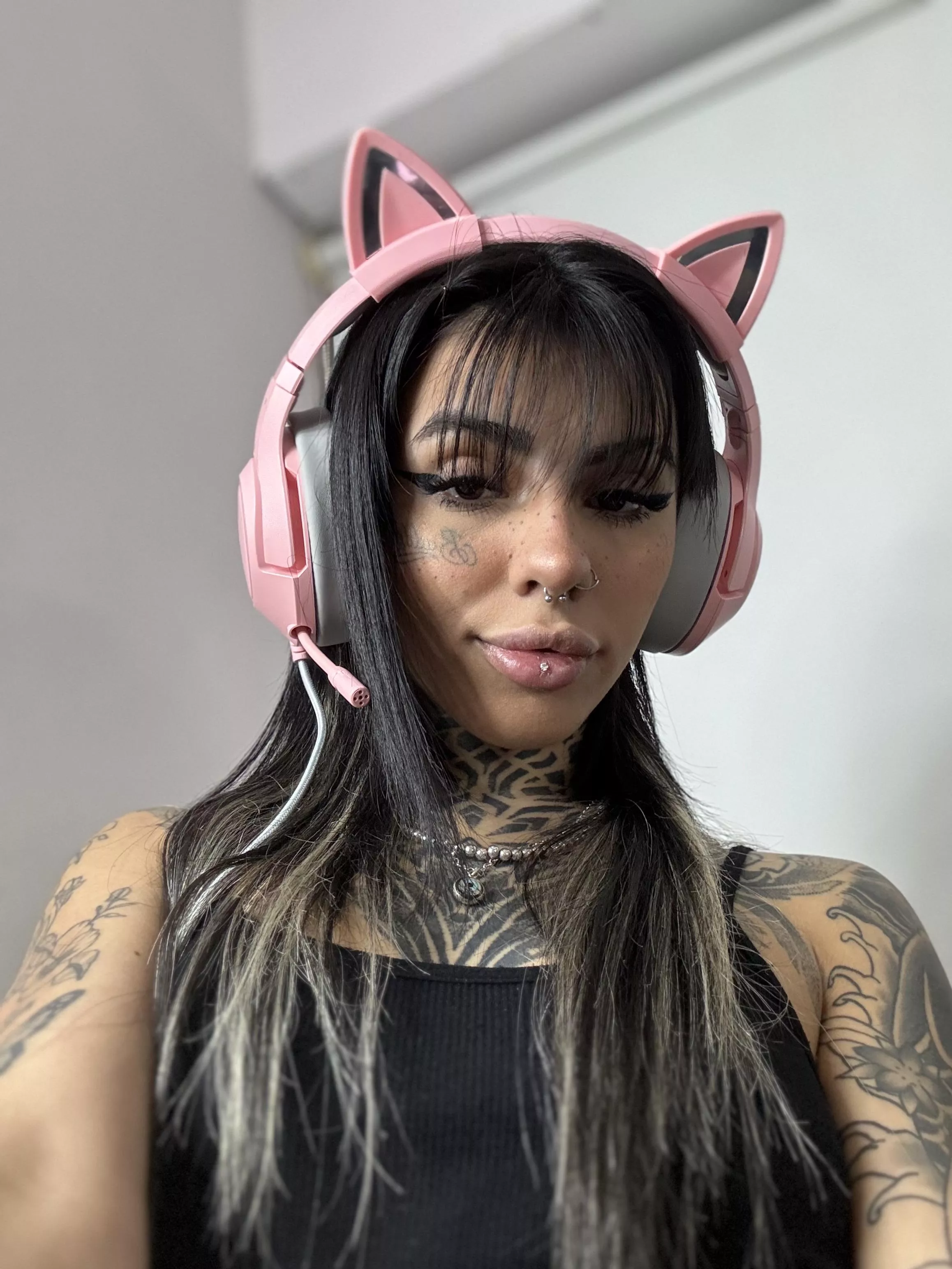 you can adopt me but im warning you, im in heat posted by rendric