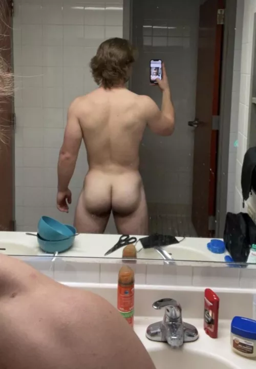 (21) Uncut jock. Hmu on snap Bakerboy247890 willing to verify too  by Ethaneoax