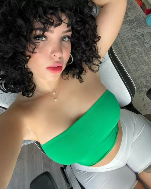 Armpit Pose by Admirable_Sky_2248