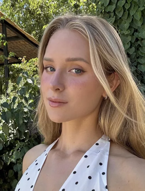 Caroline Zalog by Ken789gh