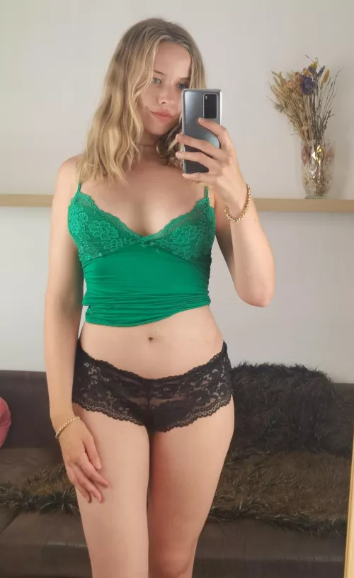 Don't be shy, mister! [F] by naturalgirl_mel