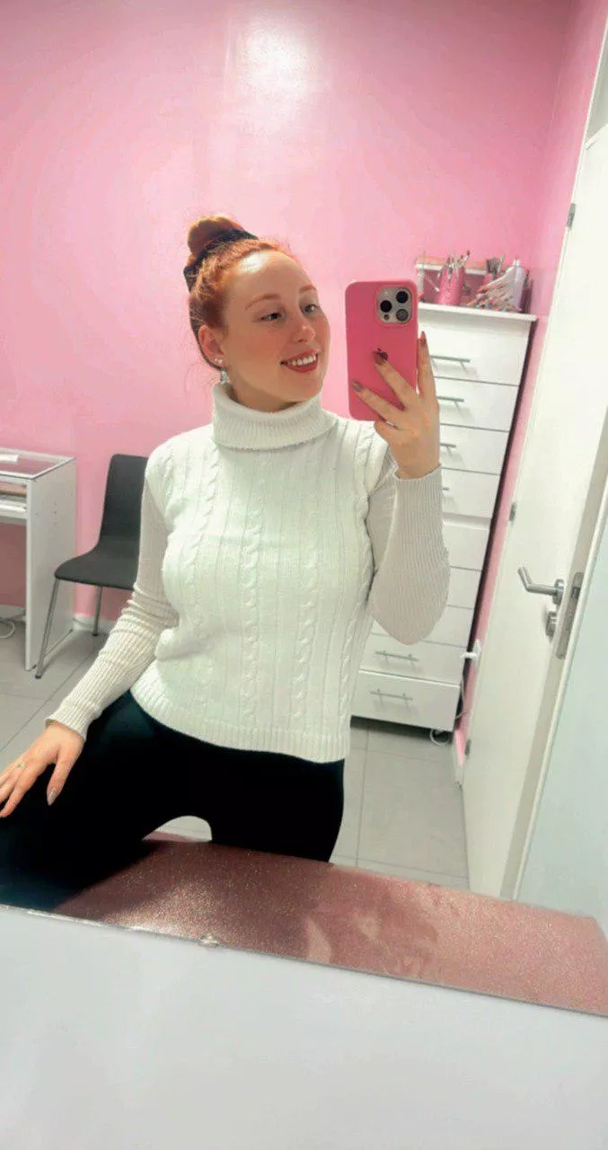 IUTR posted by WetStephanie