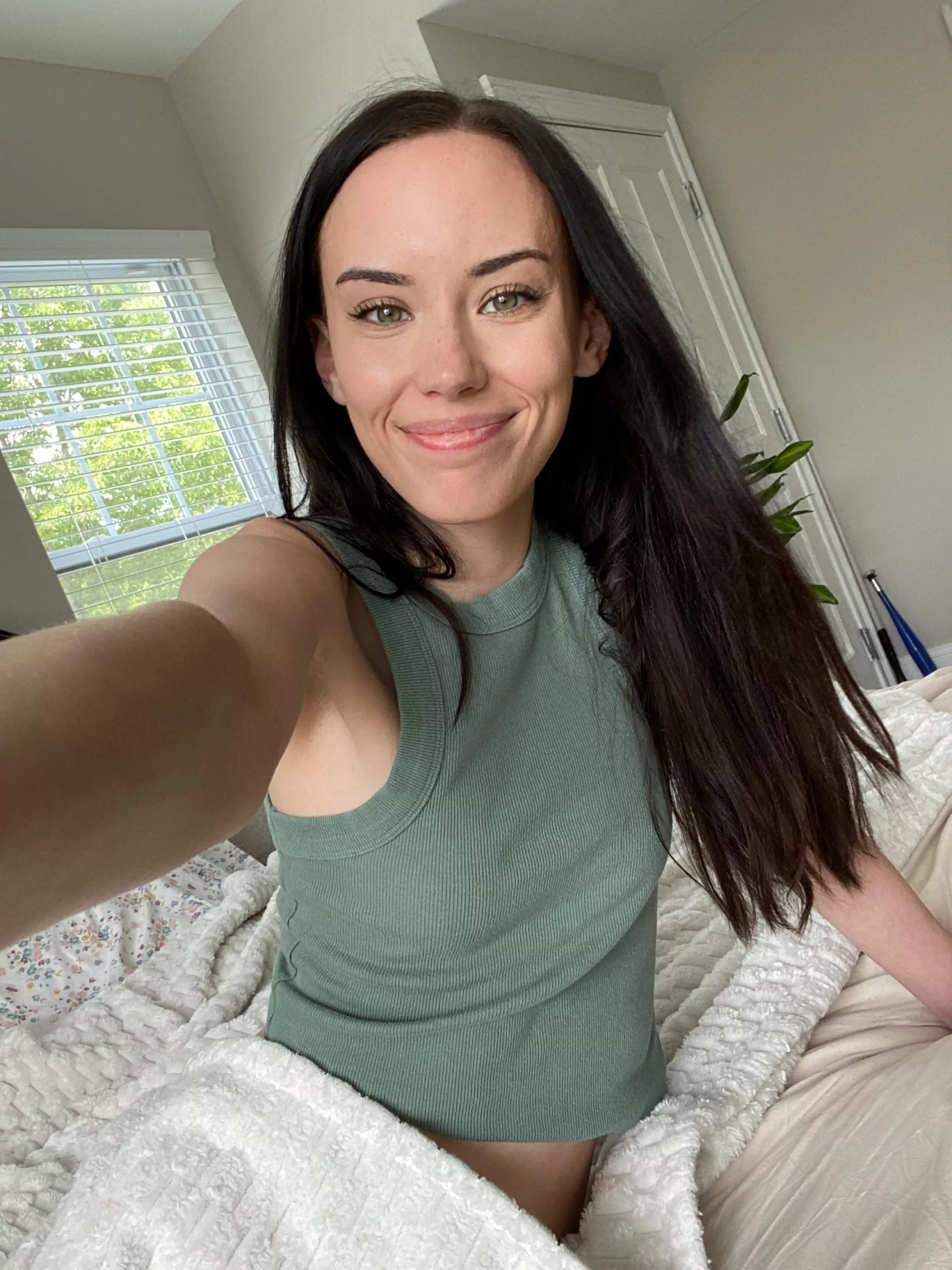 Keeping it green but never mean [F]  posted by aemiliusfox