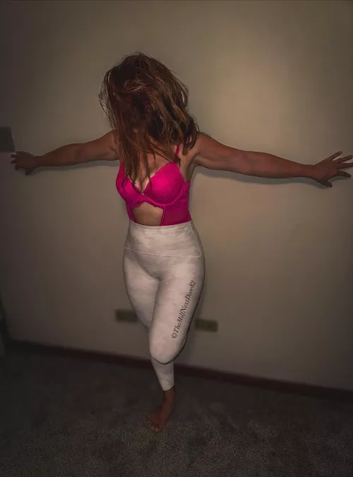 Late 30s mom, here’s to hoping I still got it  by TheWifeNextDoor7