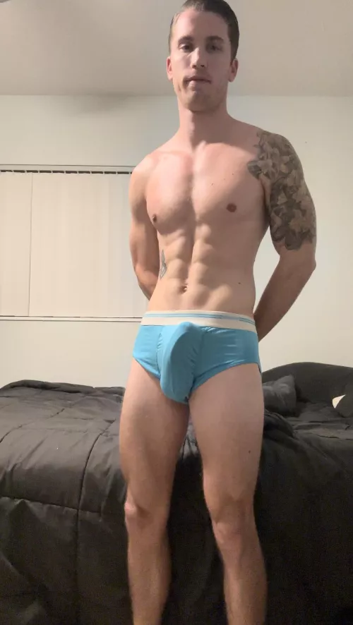 Anyone like guys in briefs? by Remarkable_Feed8273