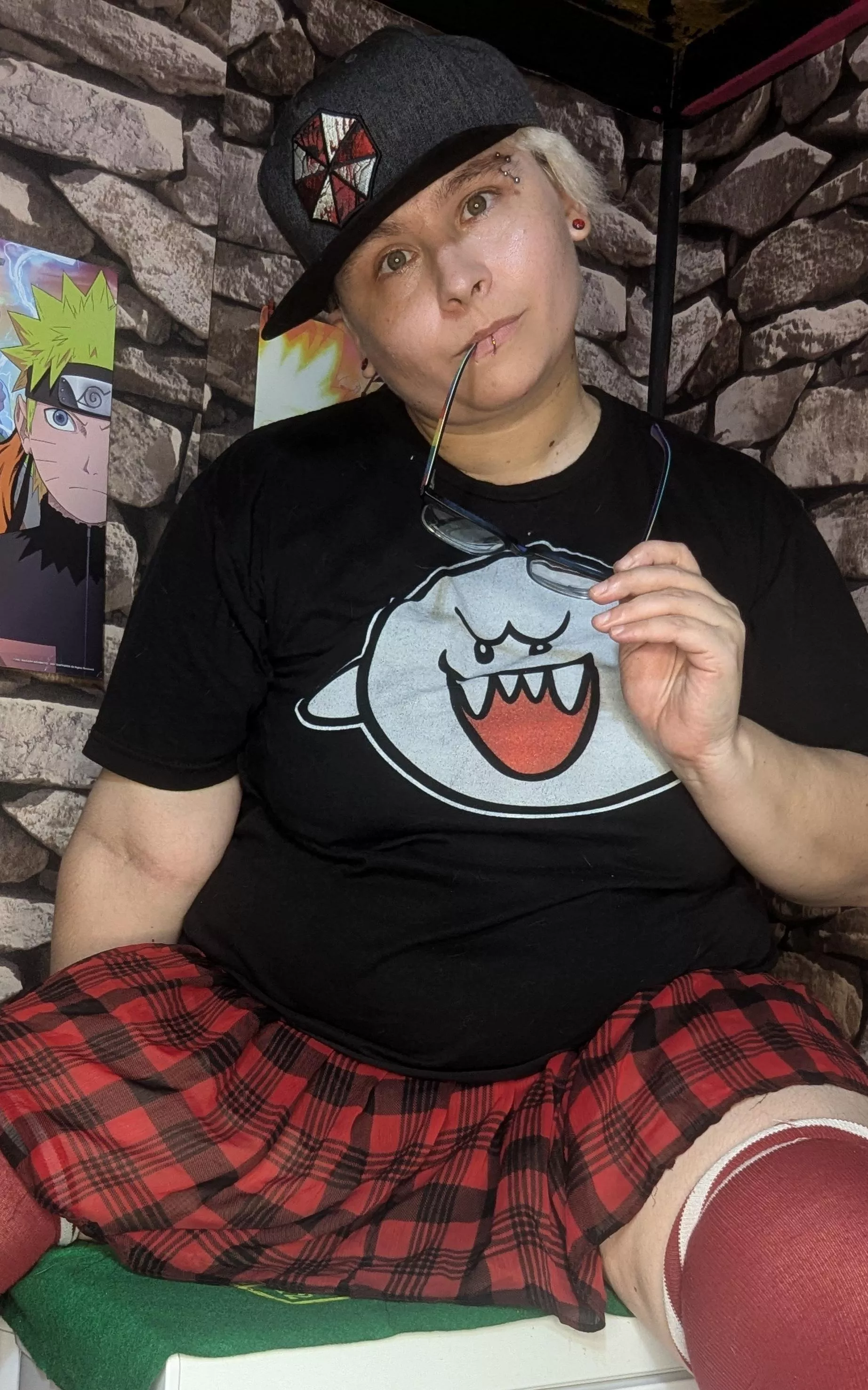 Nothing under my skirt  posted by Loki_Lust