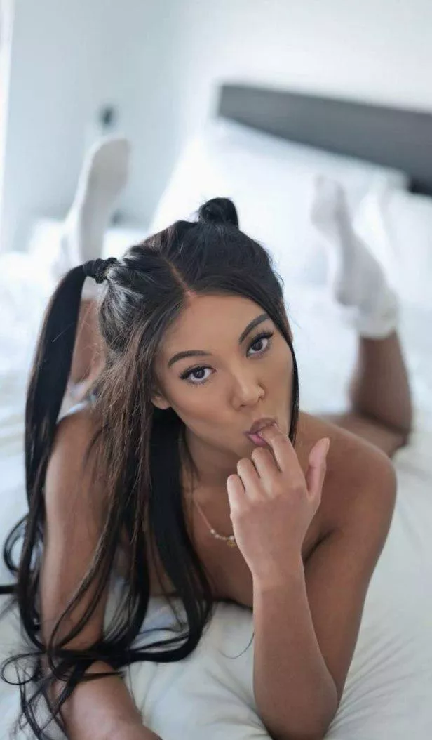 Over or under on 60 seconds? Be honest  posted by Sophievanmeter9