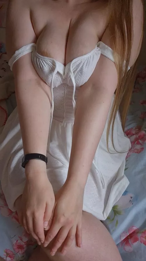 White sundresses are my favourite  by xbabybratxx