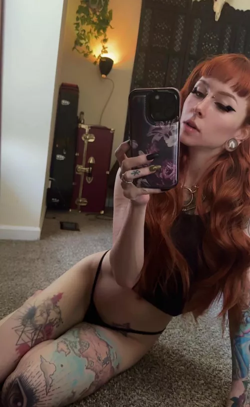 Can I send you pics like this while you are at work? by Luna_sonora2