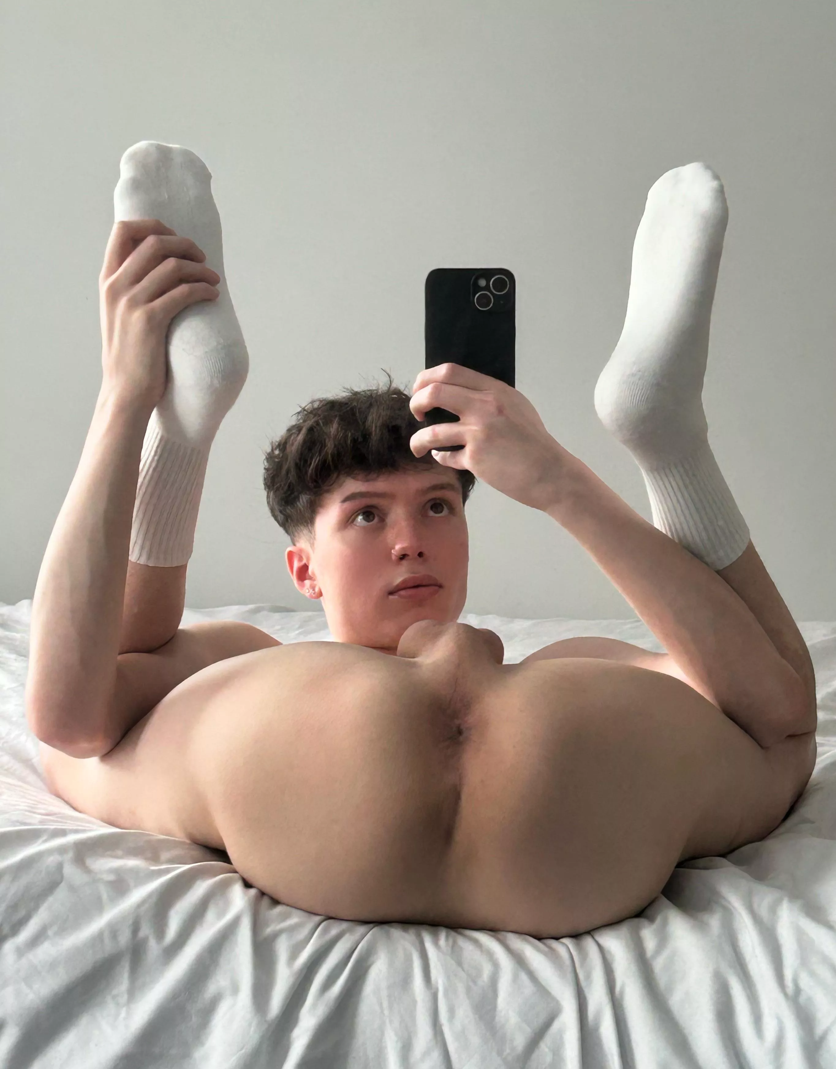 fold my legs and fuck my twink hole 🥵 posted by dexter_blake