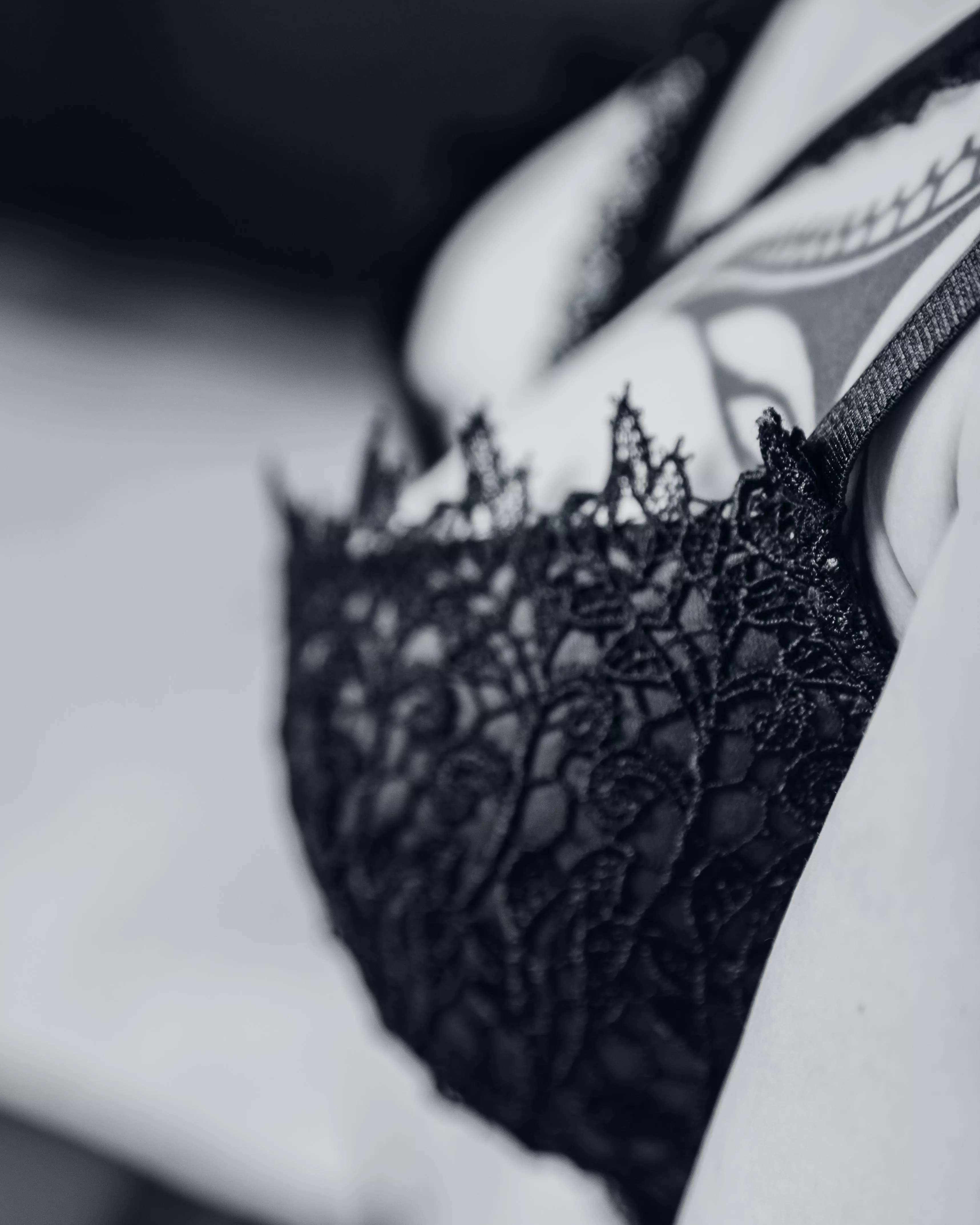 Here’s a teasing sideboob shot to brighten your day 😏✨ How does it look? posted by SecretsofNatalia