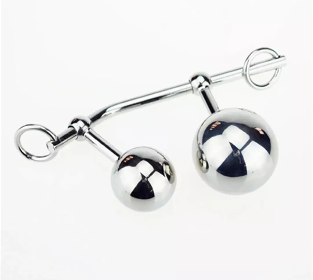 How does one tie, strap, or keep this in place? posted by OFyagirl_lina23