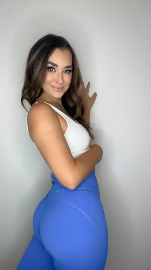 how's the view? by Scarlett_Rose_2