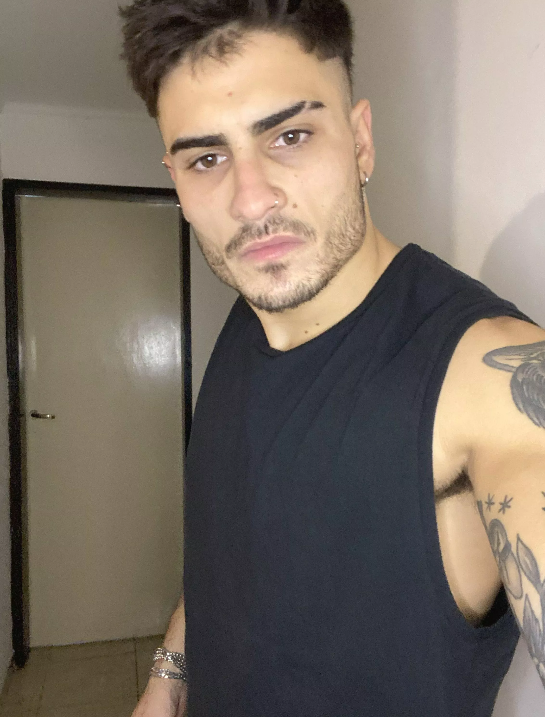 Im gonna force my cock so deep in you you'll pass out posted by KingOliverXOXO