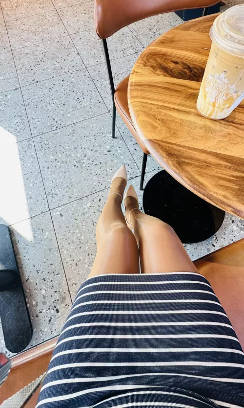 Lunch break  by LatinaSeven7