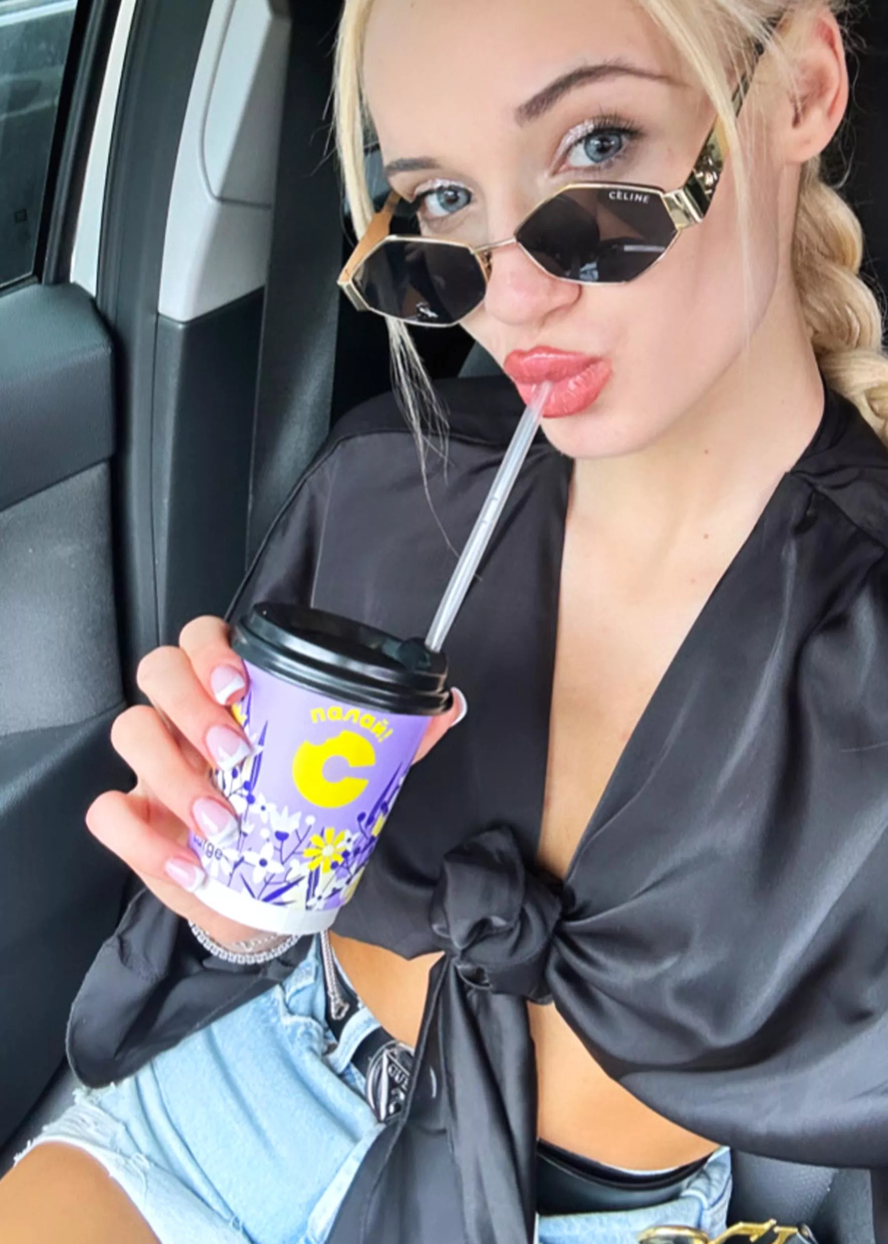 Perfect day without a bra posted by Little_Goldie_