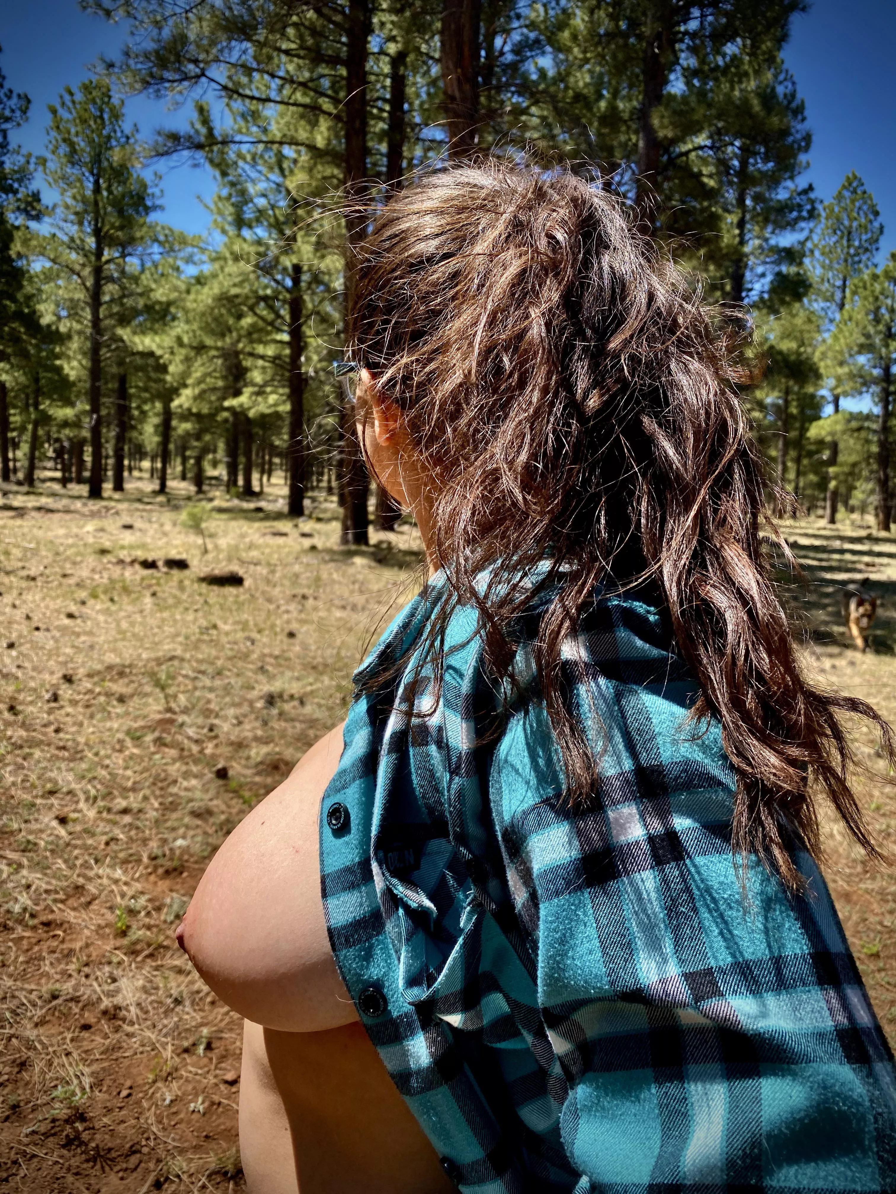 That breeze is a bit chilly  posted by desert_curvess