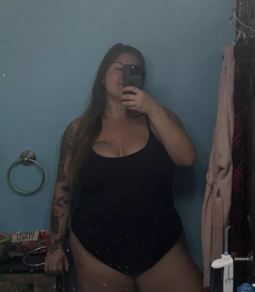 How do we feel about the sleeve?  by leeshouse6291